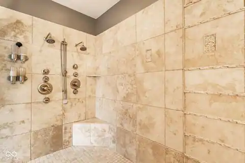 932 Broadway Street #14, Indianapolis, IN 46202 — photo 32