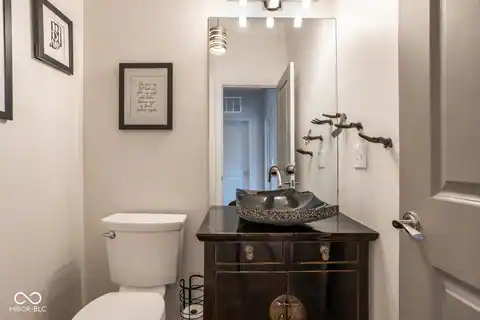 932 Broadway Street #14, Indianapolis, IN 46202 — photo 38
