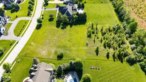 9335 Pleasant View Lane, Zionsville, IN 46077 — photo 7