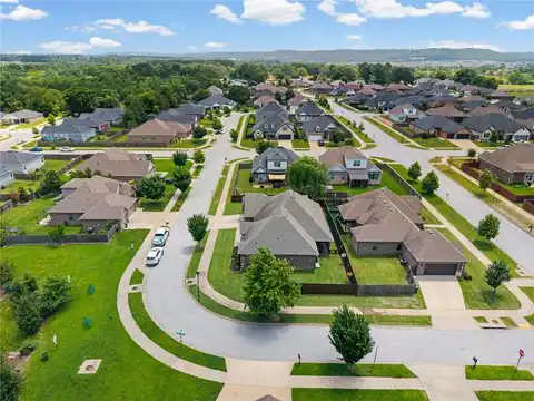 5819 W Cane Hill Drive, Fayetteville, AR 72704 — photo 7