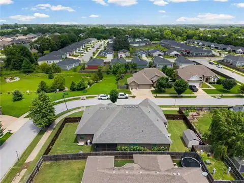 5819 W Cane Hill Drive, Fayetteville, AR 72704 — photo 8