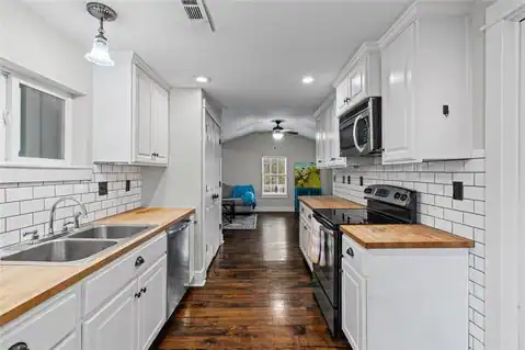 233 W Ash Street, Fayetteville, AR 72703 — photo 16