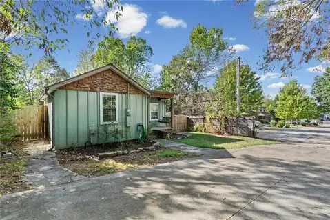 233 W Ash Street, Fayetteville, AR 72703 — photo 19