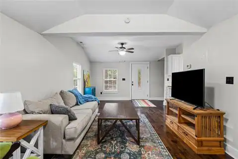 233 W Ash Street, Fayetteville, AR 72703 — photo 5