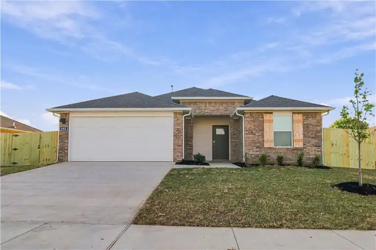 405 Ratliff, Pea Ridge, AR 72751