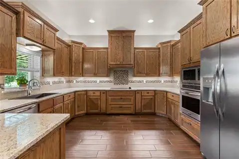 13817 N Mount Olive Road, Gravette, AR 72736 — photo 2