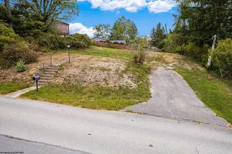 563 Killarney Drive, Morgantown, WV 26505 — photo 5