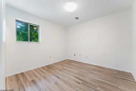 887 Tremont Street, Morgantown, WV 26505 — photo 13
