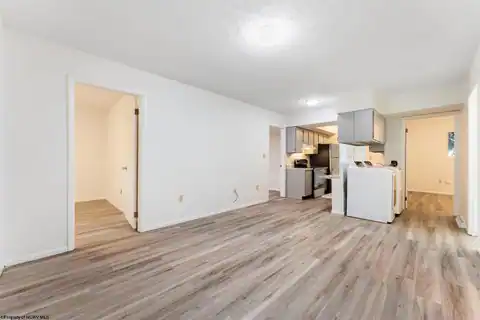 887 Tremont Street, Morgantown, WV 26505 — photo 7