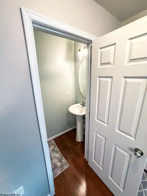 209 Raven Run, Morgantown, WV 26508 — photo 8