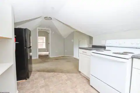 574 Pennsylvania Avenue, Morgantown, WV 26501 — photo 12