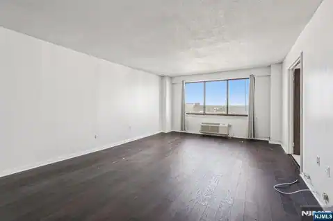 307 Prospect Avenue 16A, Hackensack, NJ 07601 — photo 14