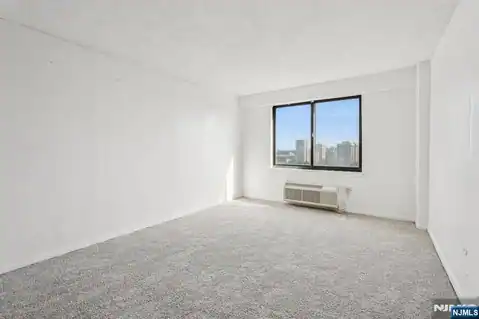 307 Prospect Avenue 16A, Hackensack, NJ 07601 — photo 17