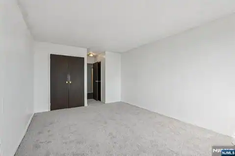 307 Prospect Avenue 16A, Hackensack, NJ 07601 — photo 18