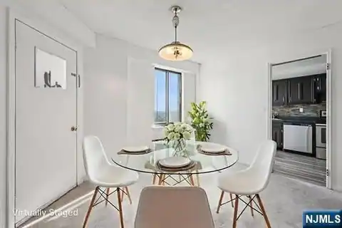307 Prospect Avenue 16A, Hackensack, NJ 07601 — photo 2