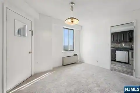 307 Prospect Avenue 16A, Hackensack, NJ 07601 — photo 7