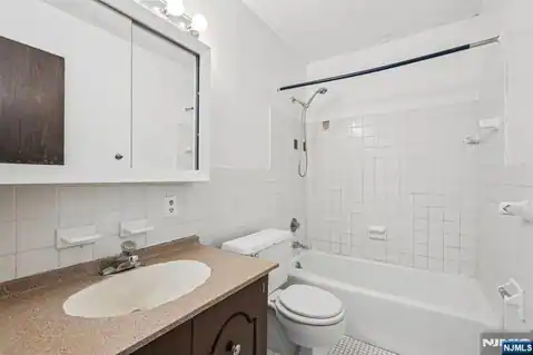 307 Prospect Avenue 16A, Hackensack, NJ 07601 — photo 9