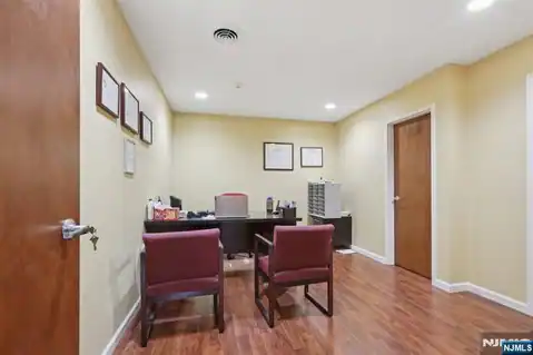 101 Grand Avenue, Palisades Park, NJ 07650 — photo 16