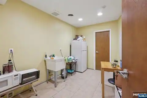 101 Grand Avenue, Palisades Park, NJ 07650 — photo 18