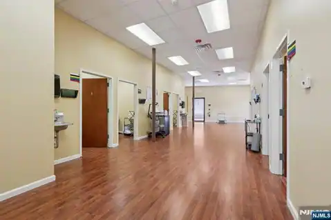 101 Grand Avenue, Palisades Park, NJ 07650 — photo 27