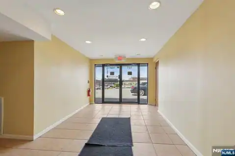 101 Grand Avenue, Palisades Park, NJ 07650 — photo 8