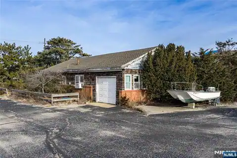 902 Long Beach Boulevard, Ship Bottom, NJ 08008 — photo 28