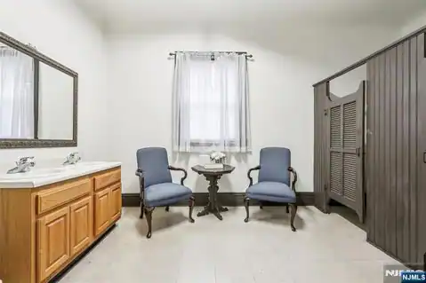 375 Fairmount Avenue, Jersey City, NJ 07306 — photo 15