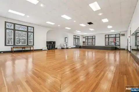 375 Fairmount Avenue, Jersey City, NJ 07306 — photo 17