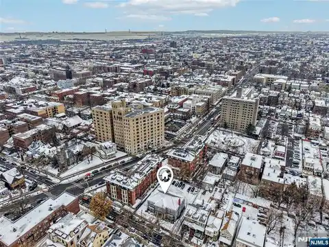 375 Fairmount Avenue, Jersey City, NJ 07306 — photo 32