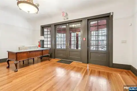 375 Fairmount Avenue, Jersey City, NJ 07306 — photo 4