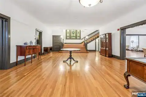 375 Fairmount Avenue, Jersey City, NJ 07306 — photo 5