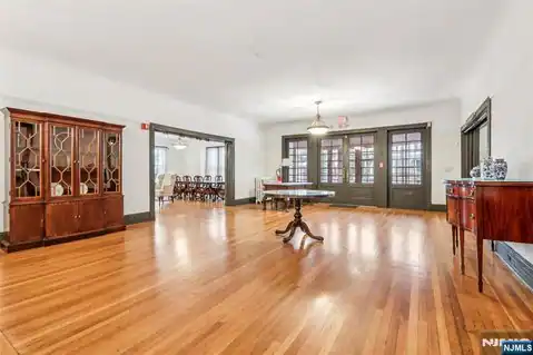 375 Fairmount Avenue, Jersey City, NJ 07306 — photo 9