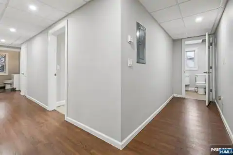 631 E Palisade Avenue, Englewood Cliffs, NJ 07632 — photo 5