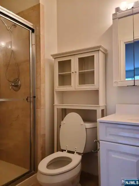 323 Willow Street 3M, Teaneck, NJ 07666 — photo 11