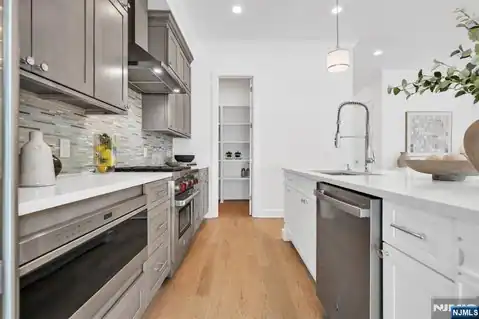 11 Gabriel Court 11, Paramus, NJ 07652 — photo 12