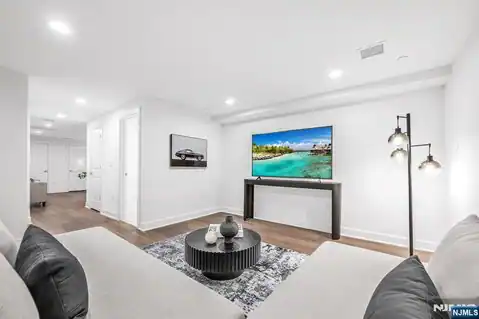 11 Gabriel Court 11, Paramus, NJ 07652 — photo 41