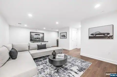 11 Gabriel Court 11, Paramus, NJ 07652 — photo 42