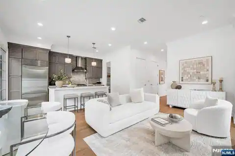11 Gabriel Court 11, Paramus, NJ 07652 — photo 6