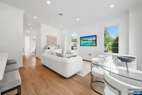 11 Gabriel Court 11, Paramus, NJ 07652 — photo 7