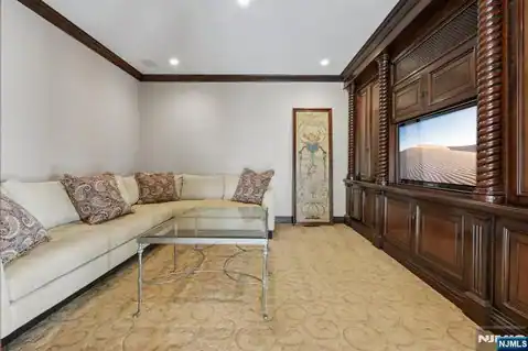 2 Ascot Way, Fort Lee, NJ 07024 — photo 18