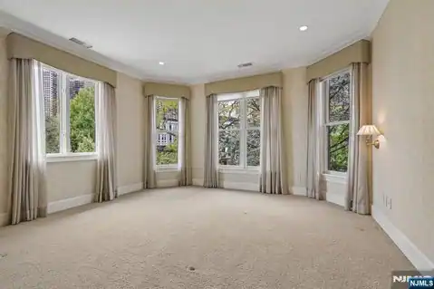 2 Ascot Way, Fort Lee, NJ 07024 — photo 22
