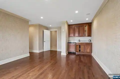 2 Ascot Way, Fort Lee, NJ 07024 — photo 36
