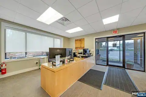 450 Hamburg Turnpike, Wayne, NJ 07470 — photo 5
