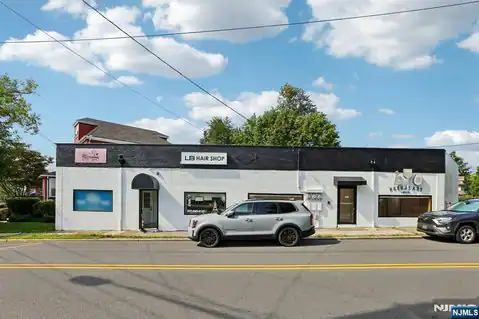 825 State Highway 3, Ridgefield, NJ 07657 — photo 2
