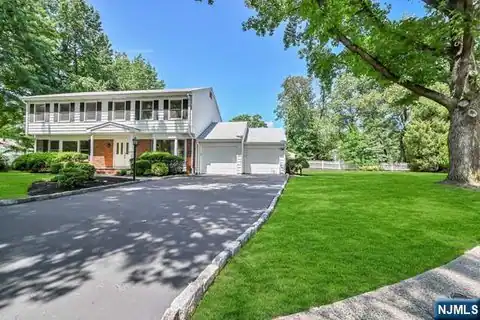 5 Skie Drive, Paramus, NJ 07652 — photo 22