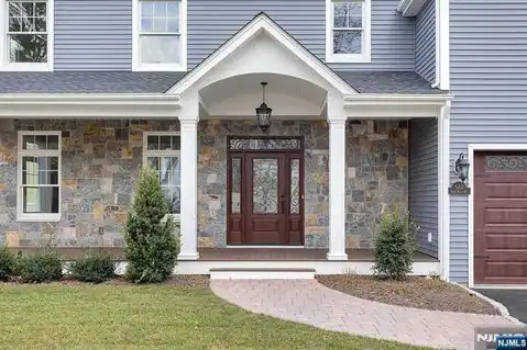 582 Green Valley Road, Paramus, NJ 07652 — photo 2
