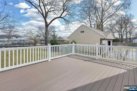 582 Green Valley Road, Paramus, NJ 07652 — photo 25