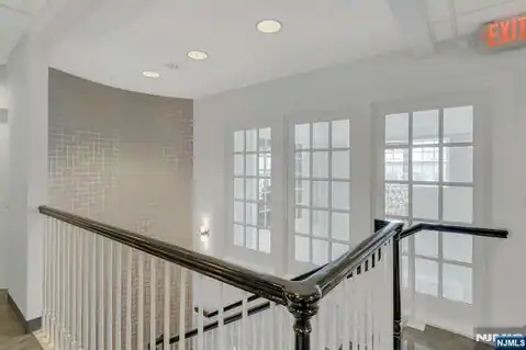 40 Ridgewood Avenue, Ridgewood, NJ 07450 — photo 17