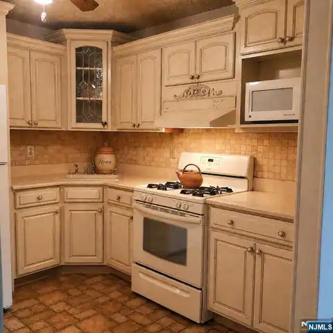 643 Plum Terrace, Mahwah, NJ 07430 — photo 3