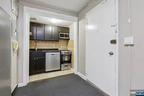 3031 Edwin Avenue 4H, Fort Lee, NJ 07024 — photo 15